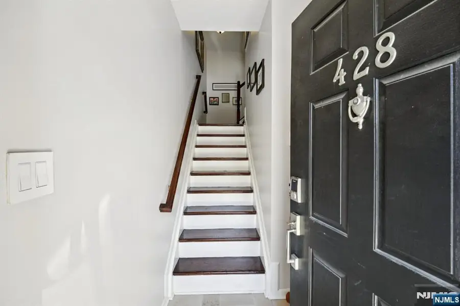 428 Newburgh Court, West New York, NJ 07093 - #2
