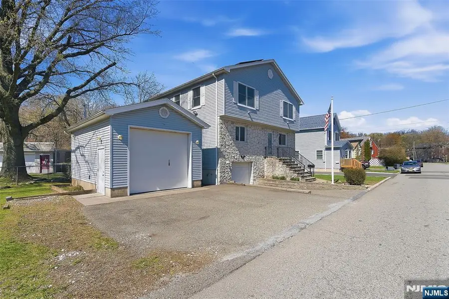 7 Franklin Street, Little Ferry, NJ 07643 - #2