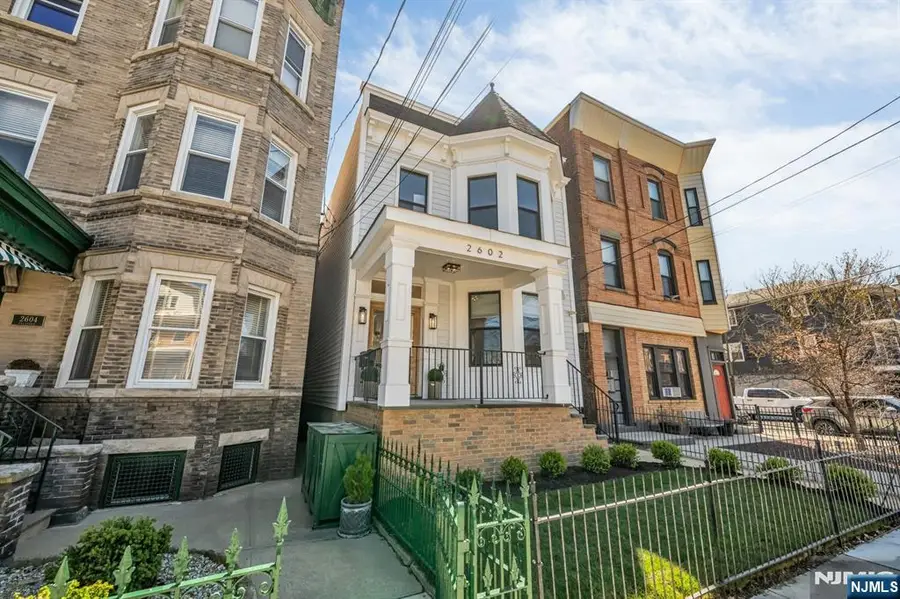 2602 Palisade Avenue, Weehawken, NJ 07086 - #2
