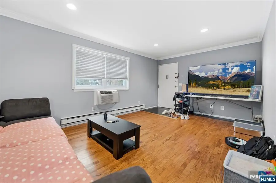 162 Belleville Avenue 1A, Bloomfield, NJ 07003 - #3