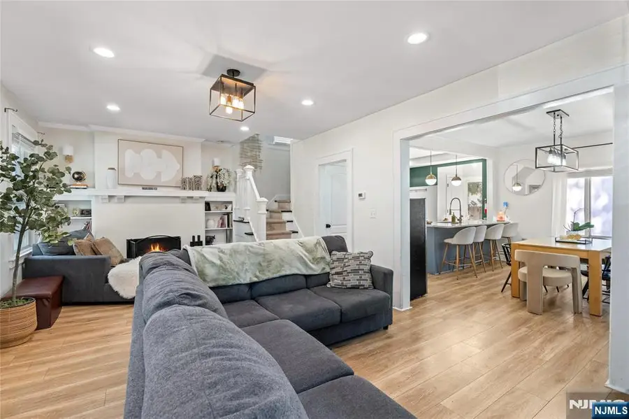 44 Richelieu Place, Newark, NJ 07106 - #2