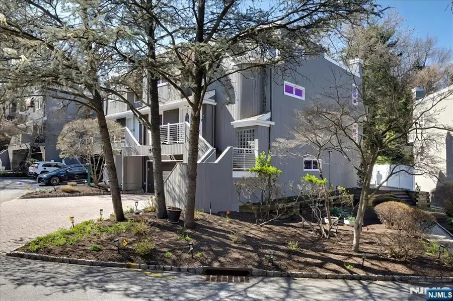 376 Kenwood 9, Englewood, NJ 07631 - #3