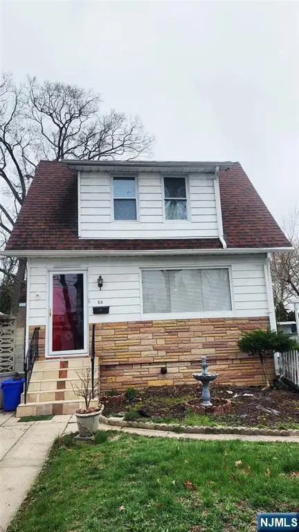 55 Circle Drive, Teaneck, NJ 07666