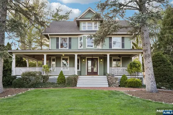 130 N Maple Avenue, Ridgewood, NJ 07450