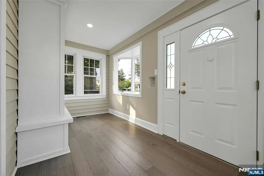 25 Marinus Street, Rochelle Park, NJ 07662 - #2