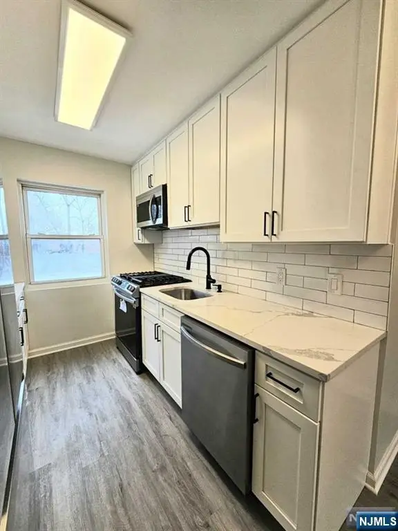 188 Hillside Avenue H2, Leonia, NJ 07605 - #2