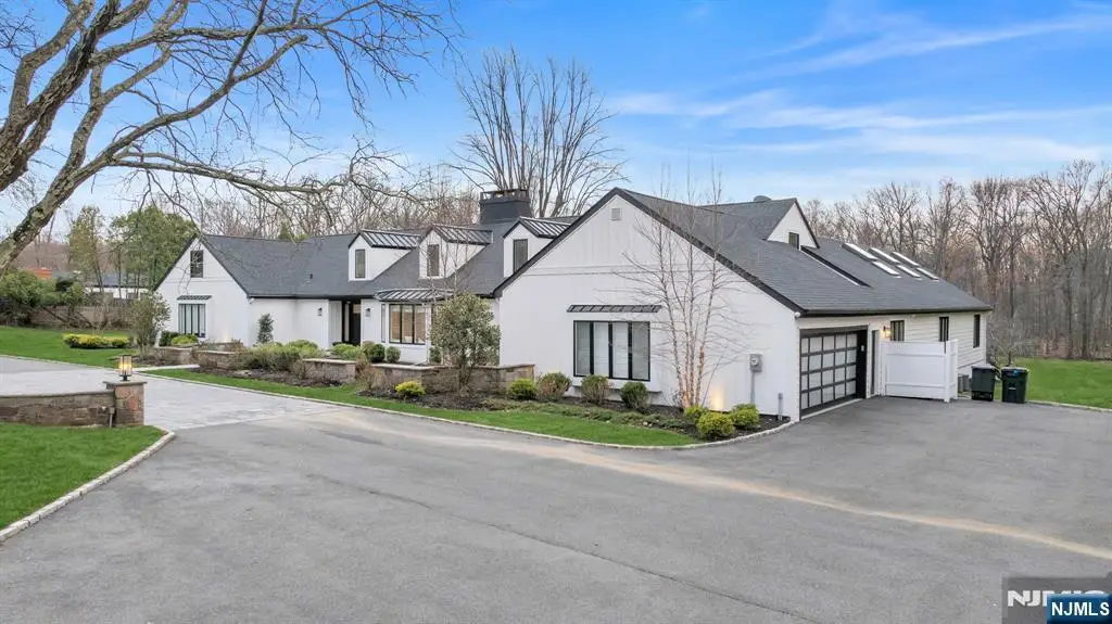 16 Greenbrook Road, Caldwell, NJ 07006 - #1