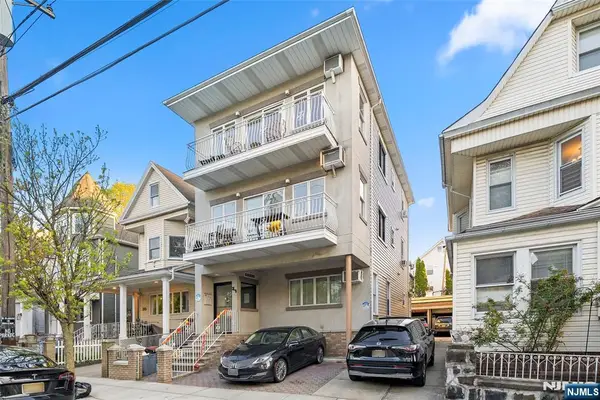 37 47th Street, Weehawken, NJ 07086