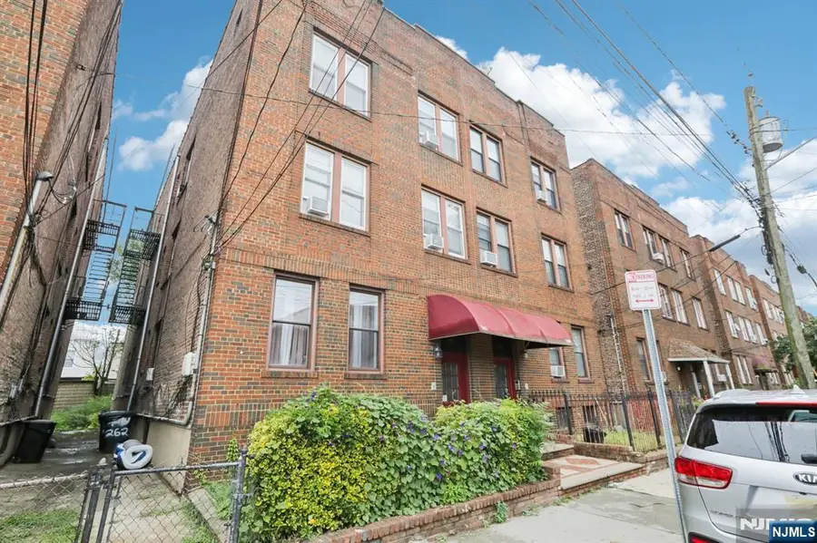 262 Clendenny Avenue 6, Jersey City, NJ 07304 - #2