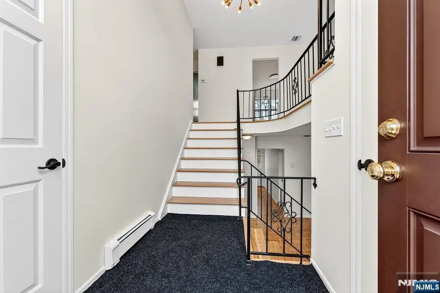 392 Mercer Avenue, River Edge, NJ 07661 - #2