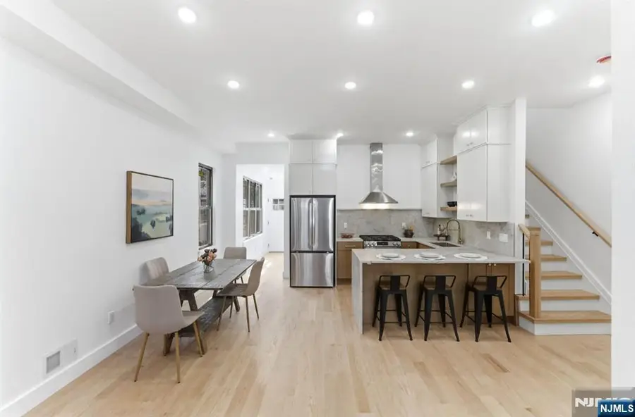 113 Oak Street 1, Jersey City, NJ 07304 - #2