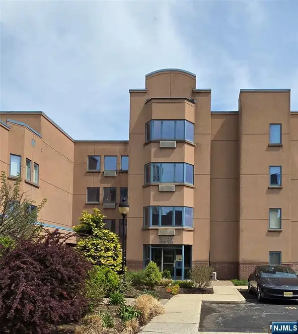 603 Ellery Court 603, Edgewater, NJ 07020