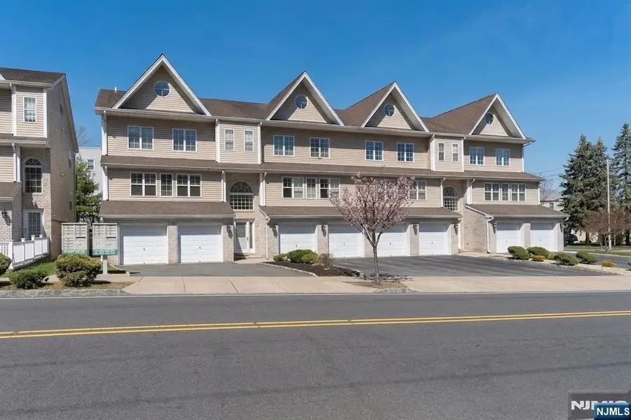 30 Mountain Avenue 11, Paterson, NJ 07501 - #3