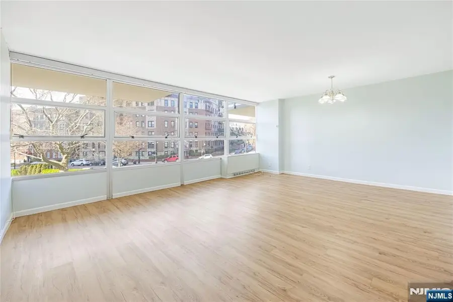 6050 Kennedy Boulevard 2E, West New York, NJ 07093 - #3