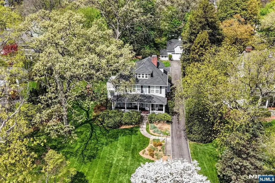 208 Lincoln Avenue, Ridgewood, NJ 07450 - #3