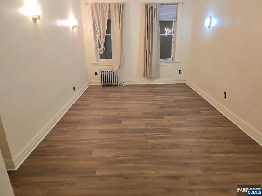 135 A4 40th Street, Union City, NJ 07087 - #3