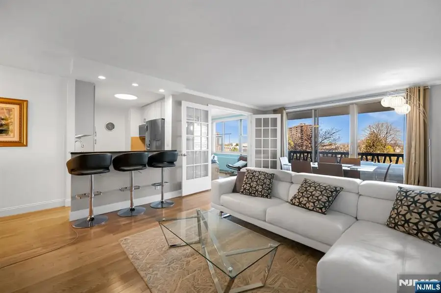 2000 Linwood Avenue 5B, Fort Lee, NJ 07024 - #2