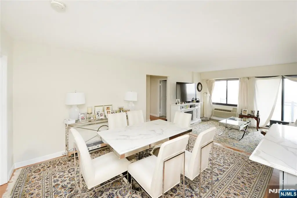 125 Prospect Avenue 10C, Hackensack, NJ 07601 - #1