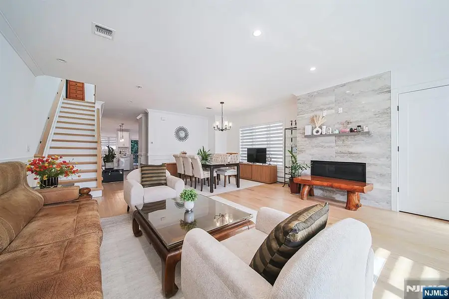 529 Lincoln B, Palisades Park, NJ 07650 - #3