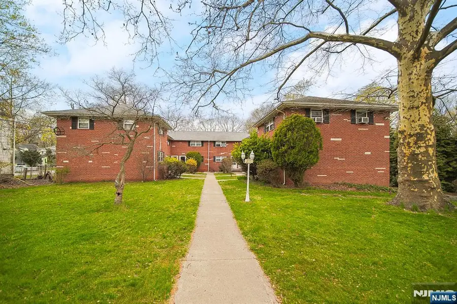 295 Tenafly Road I, Tenafly, NJ 07670 - #2