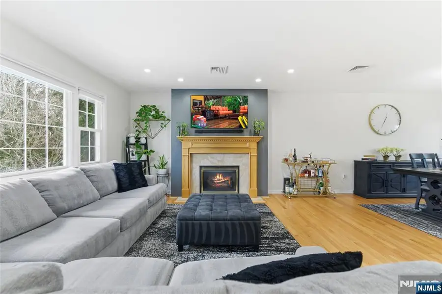 1 Chalen Court, Pequannock, NJ 07444 - #3