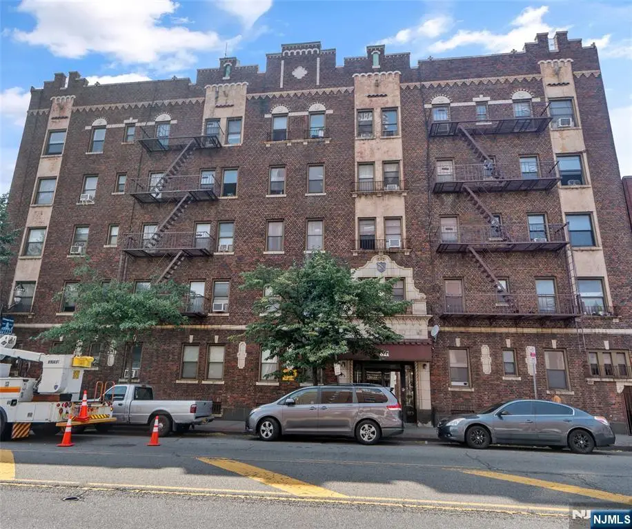821 Bergen B5, Jersey City, NJ 07306 - #1