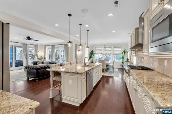 21 Ocean Terrace, Long Branch, NJ 07740