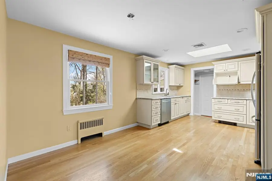 306 Sunset Boulevard, Wyckoff, NJ 07481 - #2