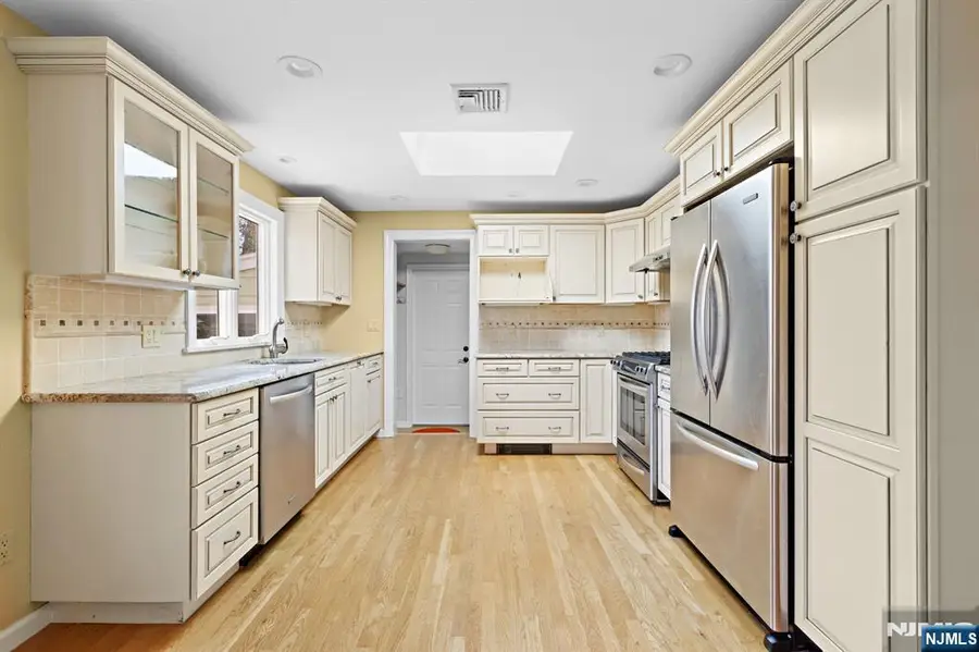 306 Sunset Boulevard, Wyckoff, NJ 07481 - #3