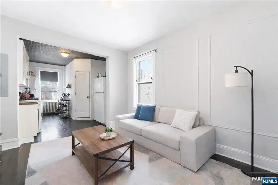 33 Thorne Street 4, Jersey City, NJ 07307 - #2