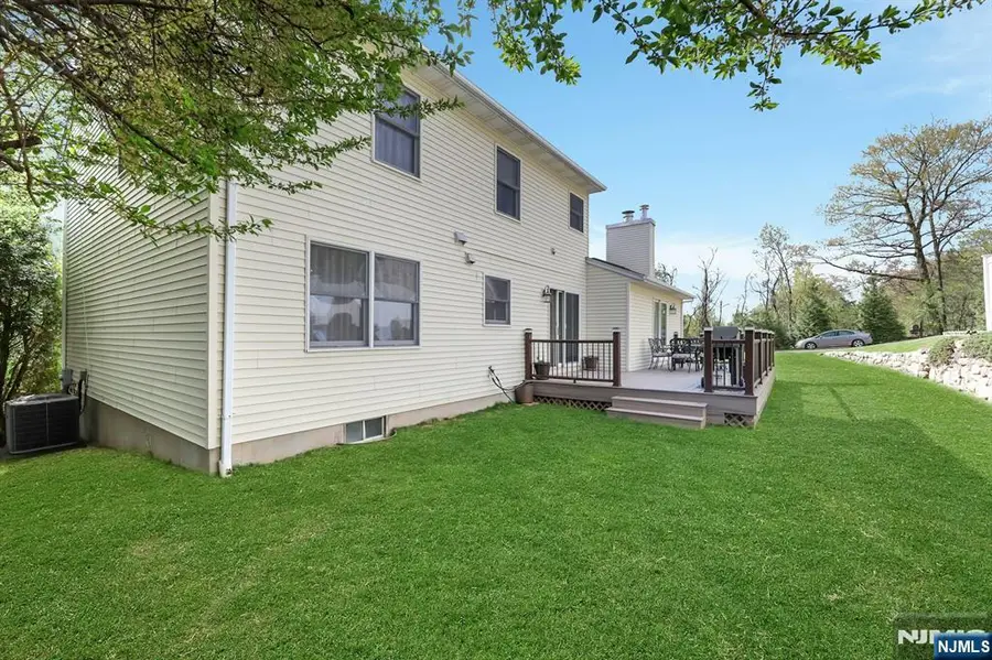 10 Viola Terrace, Township Of Washington, NJ 07676 - #3