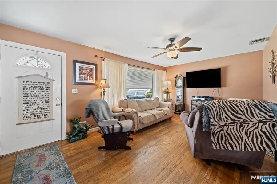 44 Scott Terrace, Clifton, NJ 07013 - #3