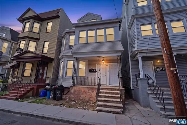 647 19th Street, Newark, NJ 07103