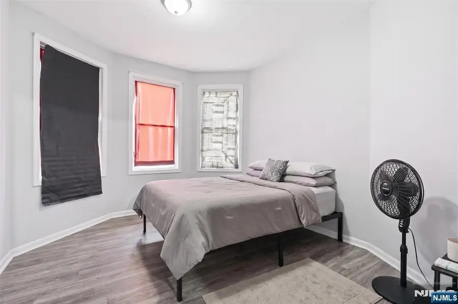 647 19th Street, Newark, NJ 07103 - #2