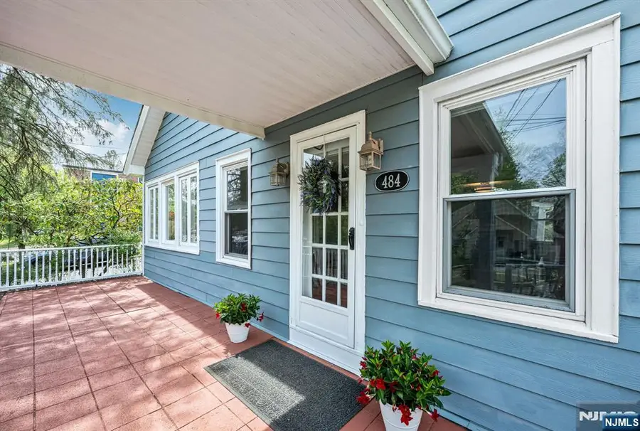 484 Pulis Avenue, Franklin Lakes, NJ 07417 - #3