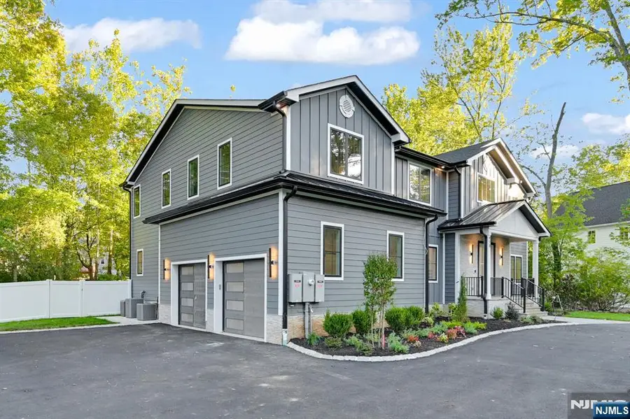 470 White Oak Ridge Road, Millburn, NJ 07078 - #2