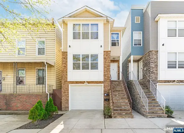 262 2nd Avenue, Newark, NJ 07107