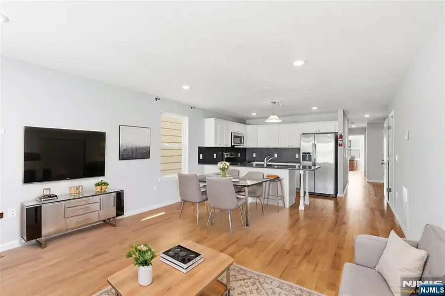 262 2nd Avenue, Newark, NJ 07107 - #3