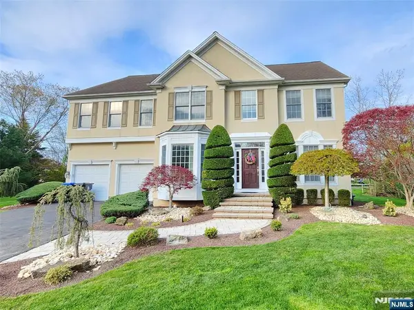 7 Hager Street, East Brunswick, NJ 08816