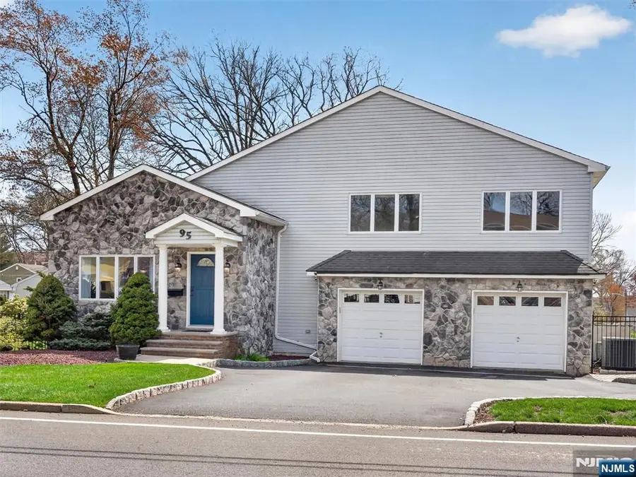 95 Clinton Avenue, Hillsdale, NJ 07642 - #2