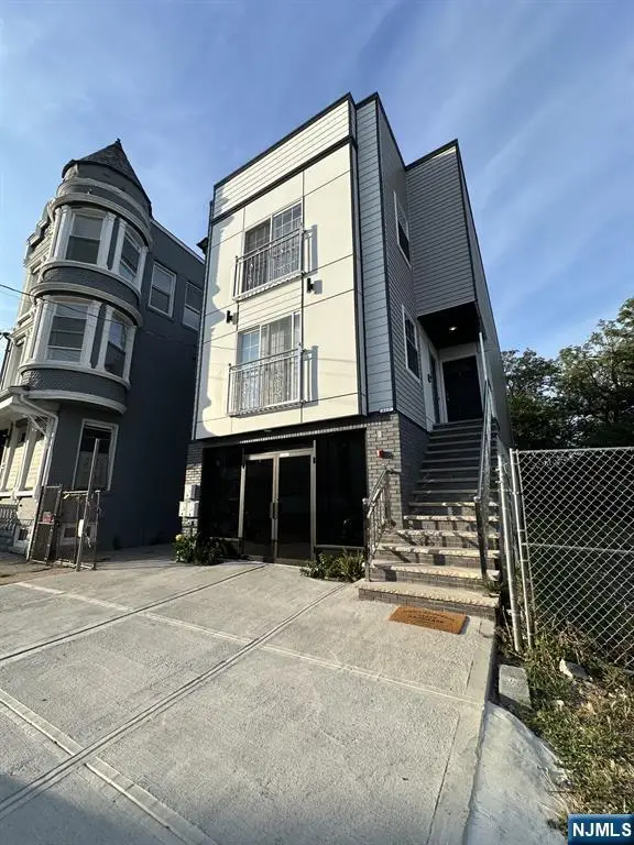 420 18th Avenue, Newark, NJ 07108