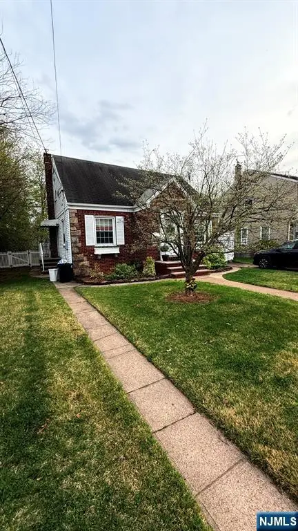 40 Strathmore Terrace, Saddle Brook, NJ 07663 - #3