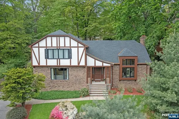 610 Monroe Street, Ridgewood, NJ 07450