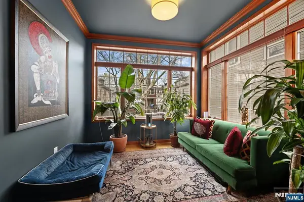 20 Reservoir Avenue, Jersey City, NJ 07307