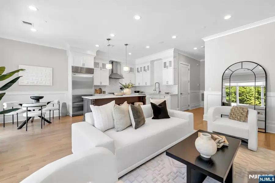 22 Gabriel Court 22, Paramus, NJ 07652 - #2