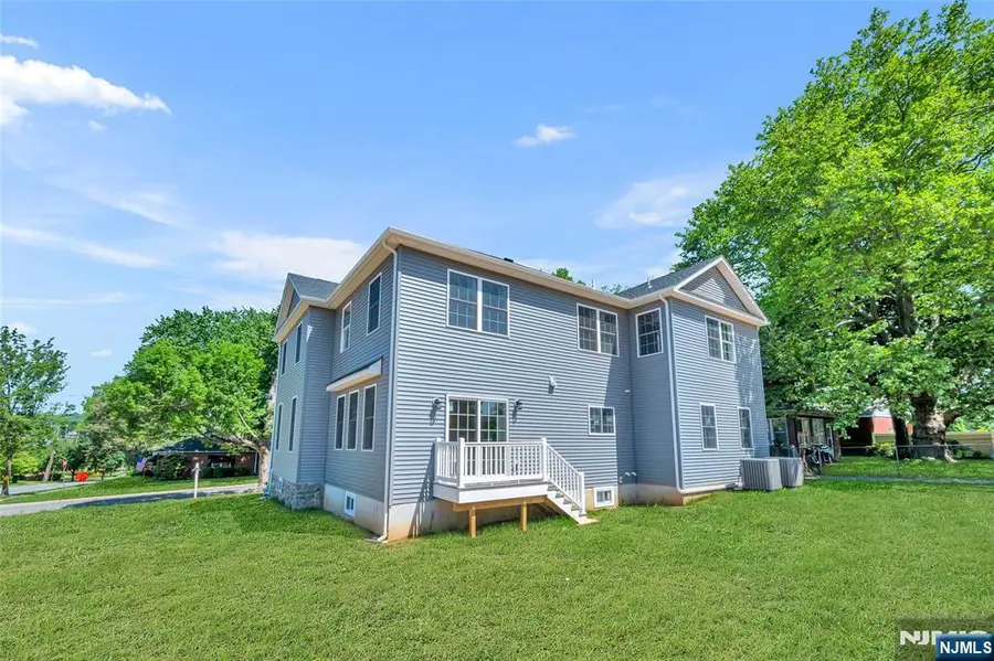 210 Corliss Avenue, Phillipsburg, NJ 08865 - #3