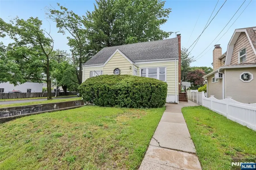 215 Henley Avenue, New Milford, NJ 07646 - #3