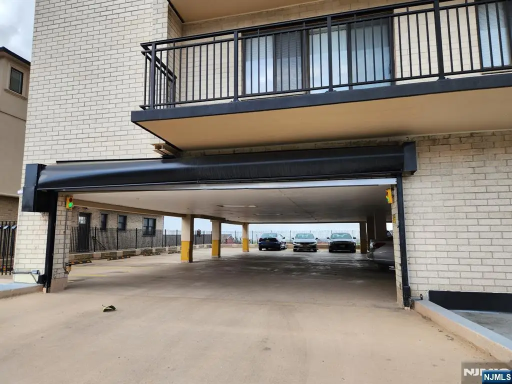 233 12th Street 4E, Palisades Park, NJ 07650 - #1