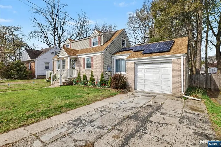 198 Roosevelt Avenue, Bergenfield, NJ 07621 - #2