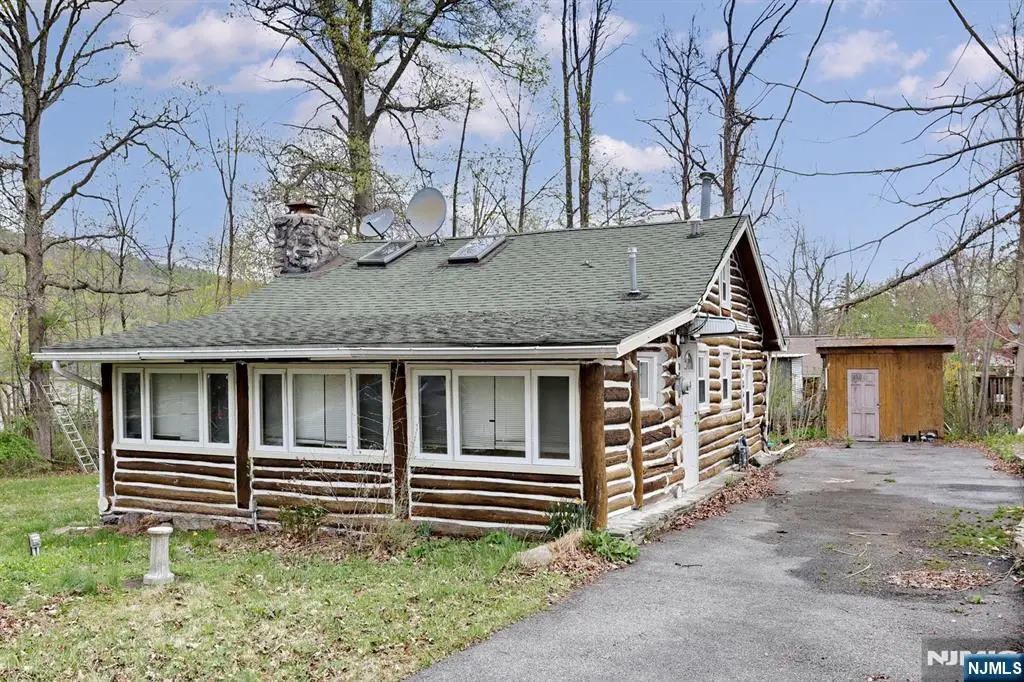 10 Echo Lane, West Milford, NJ 07480 - #1